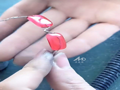 Comodi apparecchi ortodontici su misura con buona ritenzione per correggere l'allineamento dei denti